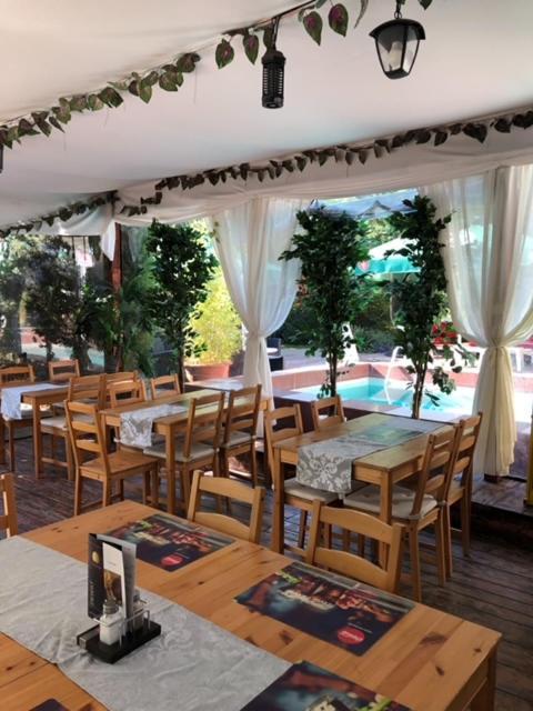 Suzana Garden Hotel Venus Kültér fotó